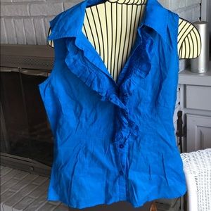 Cotton blue ruffle front top